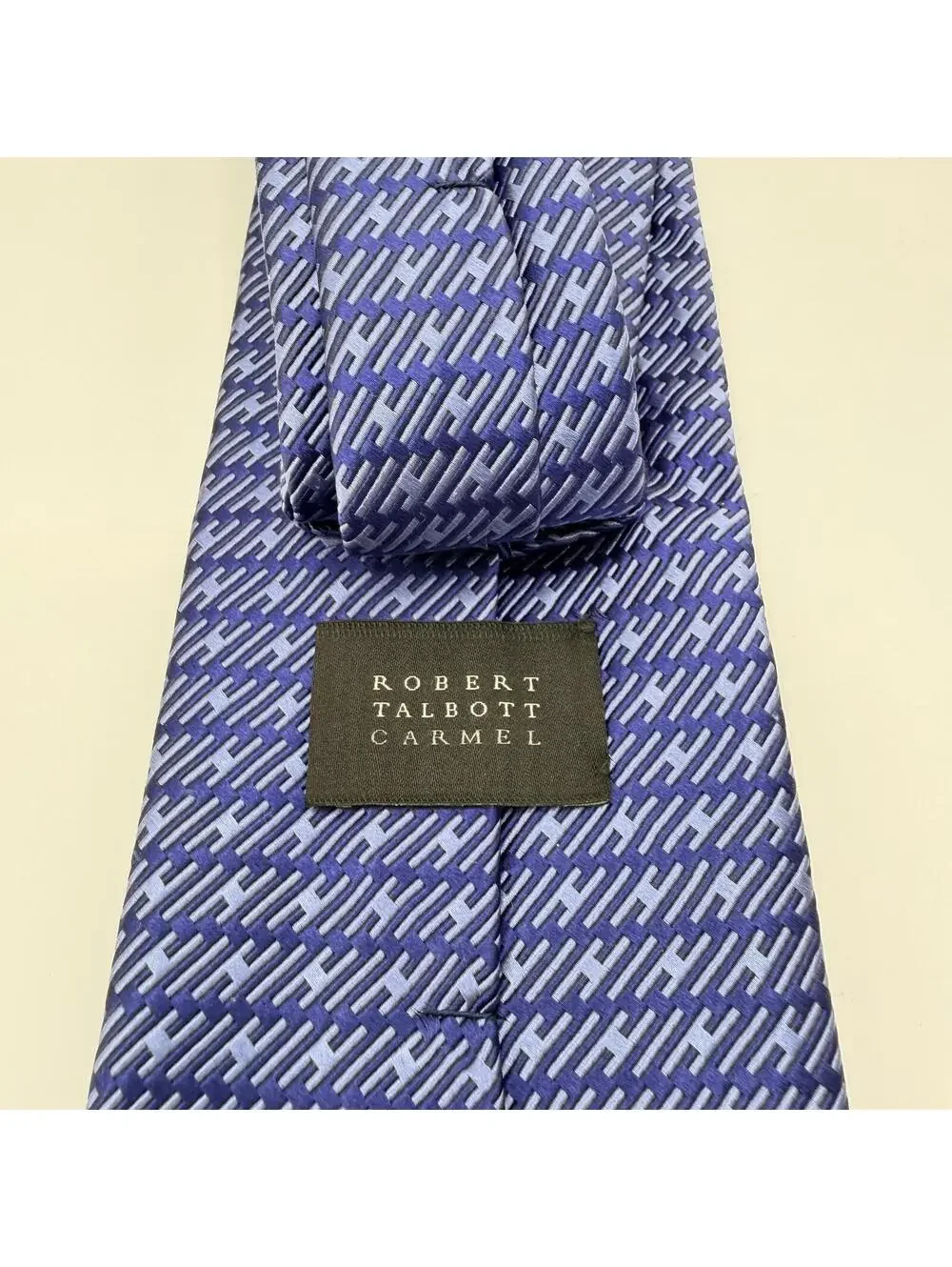 Robert Talbott offering pattern